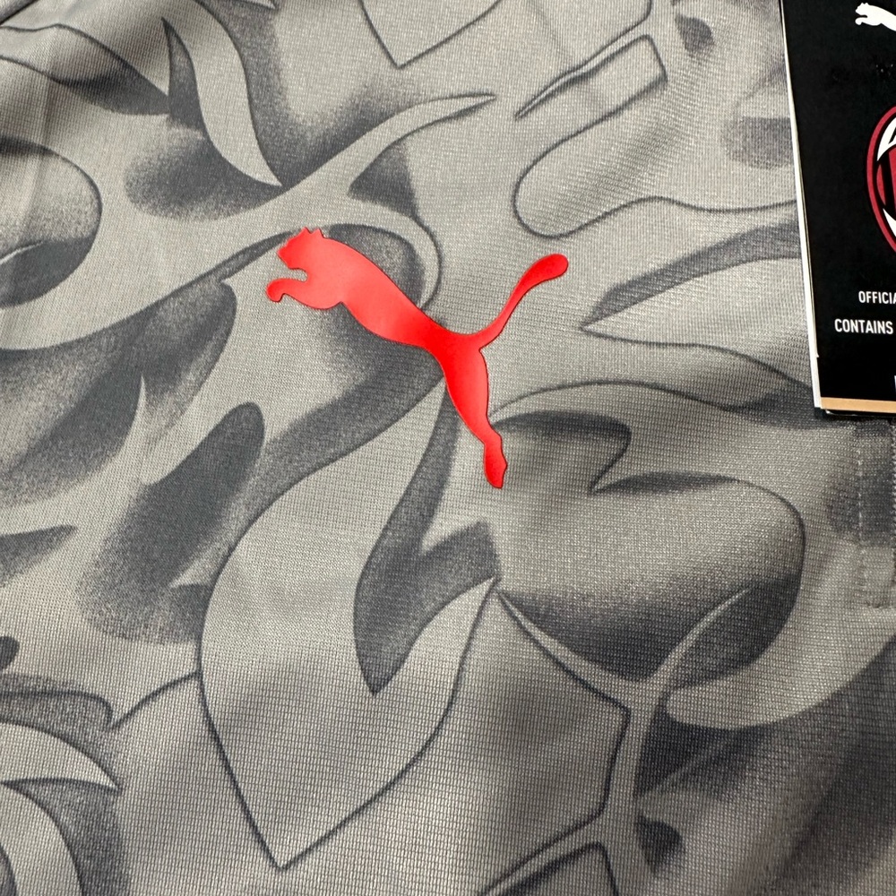 AC Milan PUMA Soccer / Football Men’s 1/4 Zip Long Sleeve (Large) Retail For $75 - Picture 4 of 14